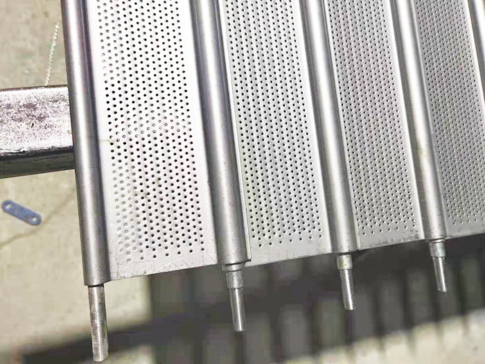 不銹鋼沖孔鏈板